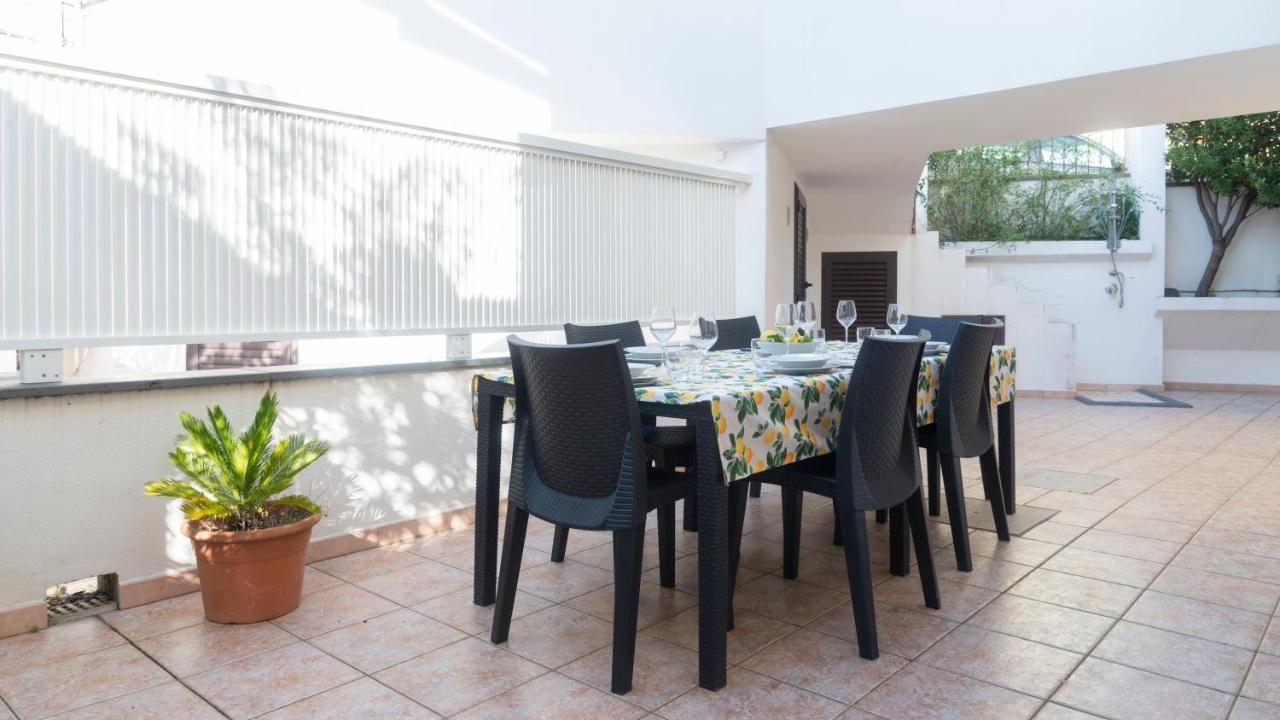 Oasi In Centro - Cala Gonone Lägenhet Exteriör bild