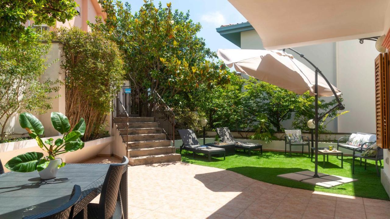 Oasi In Centro - Cala Gonone Lägenhet Exteriör bild